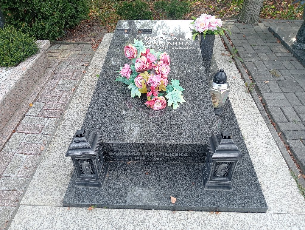 Grób Aleksander Mrugała